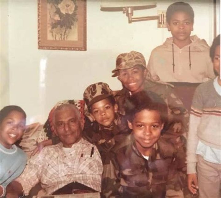 Lloyd Avery II - Trivia, Family, Bio