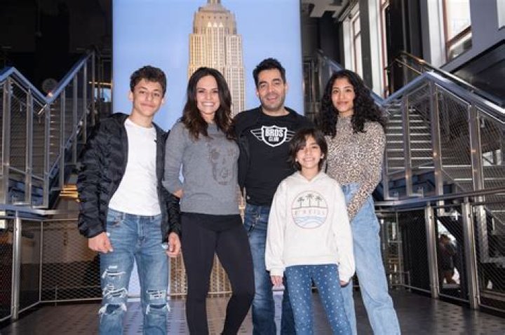 Lucy Chaparro - Age, Family, Bio