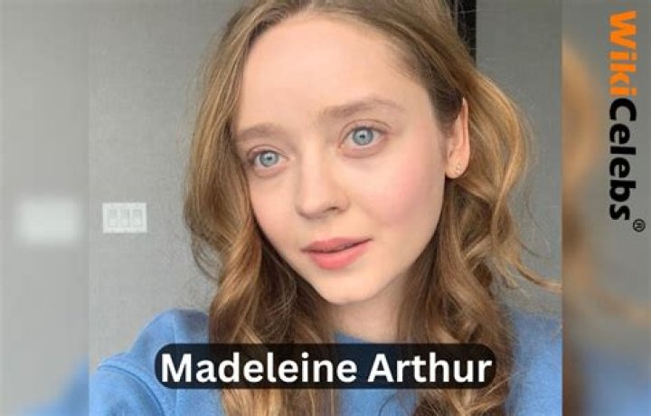 Madeleine Arthur - Age, Family, Bio