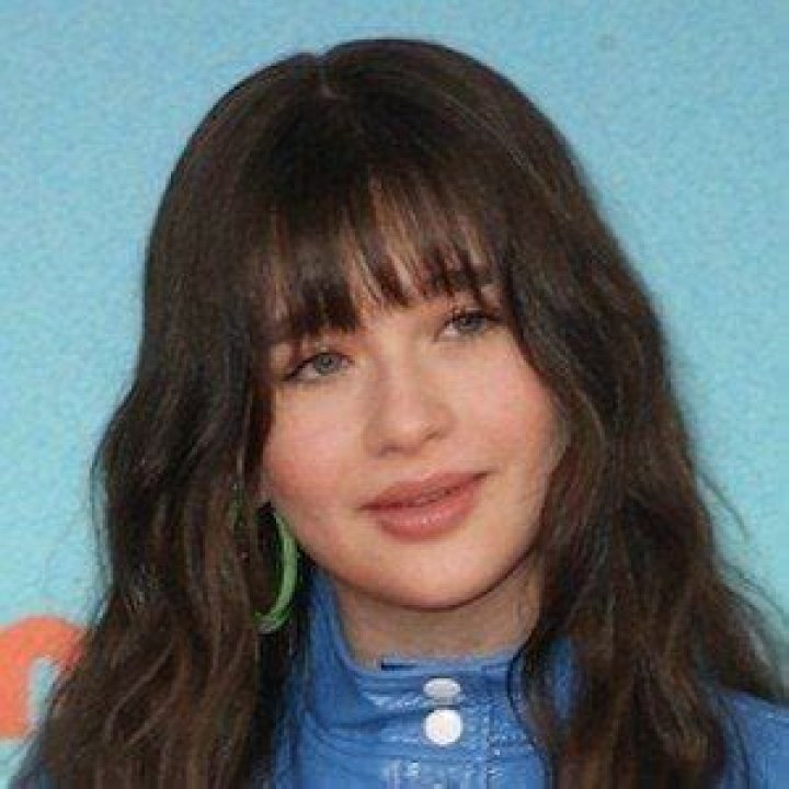 Malina Weissman - Age, Family, Bio