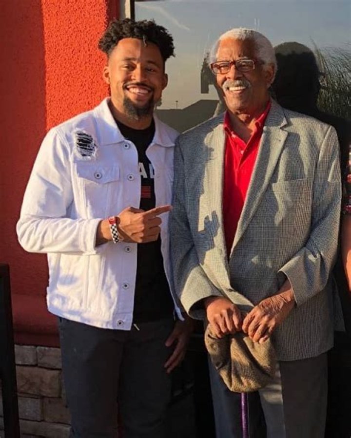 Marcelas Howard - Age, Family, Bio