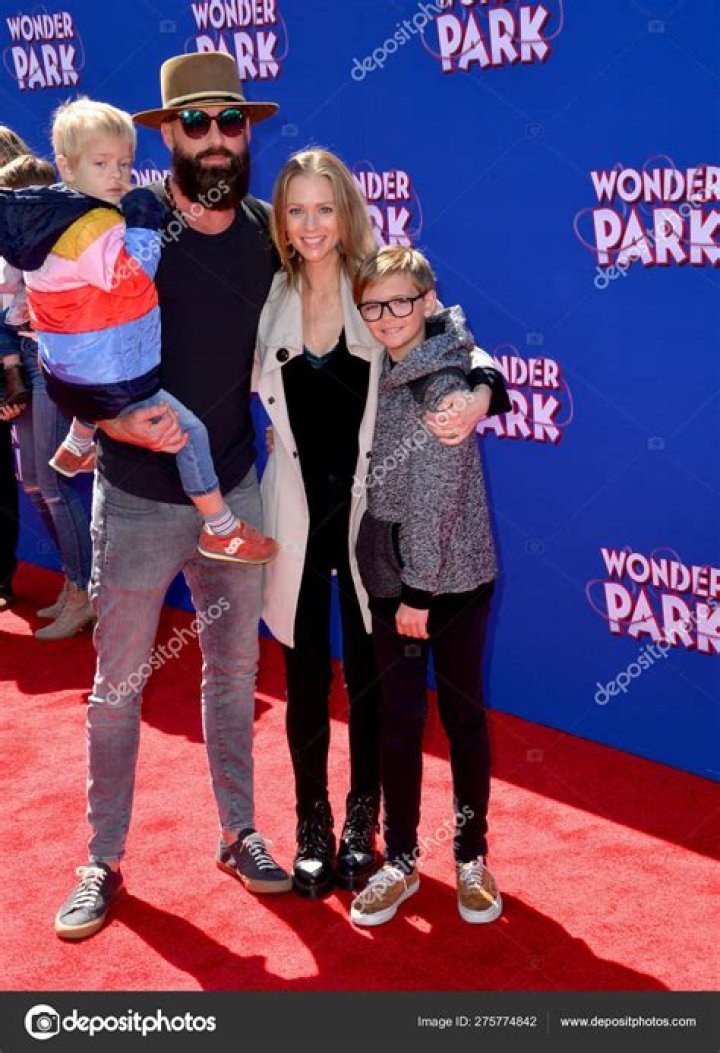 Mekhai Allan Andersen - Age, Family, Bio