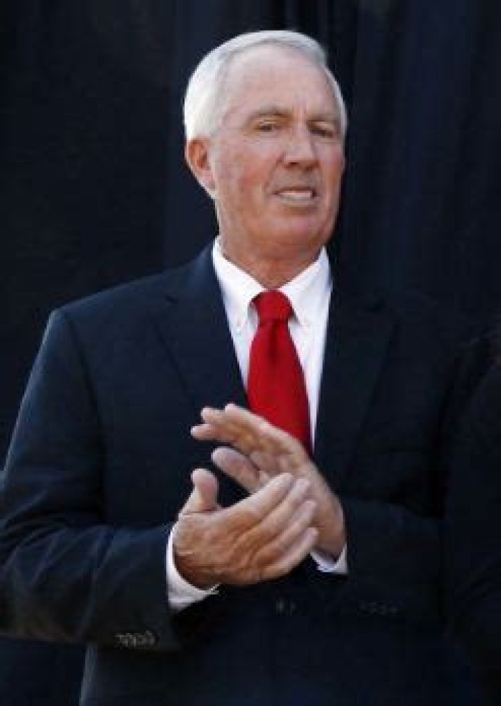 Michael Smith Bio (Wiki) 