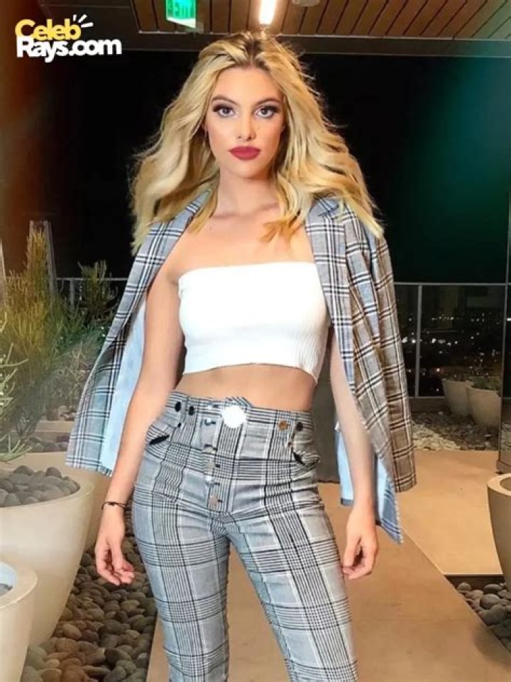 nata_lele - Age, Family, Bio