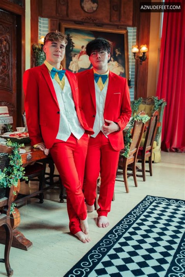 Nathan Blau Bio (Wiki) 