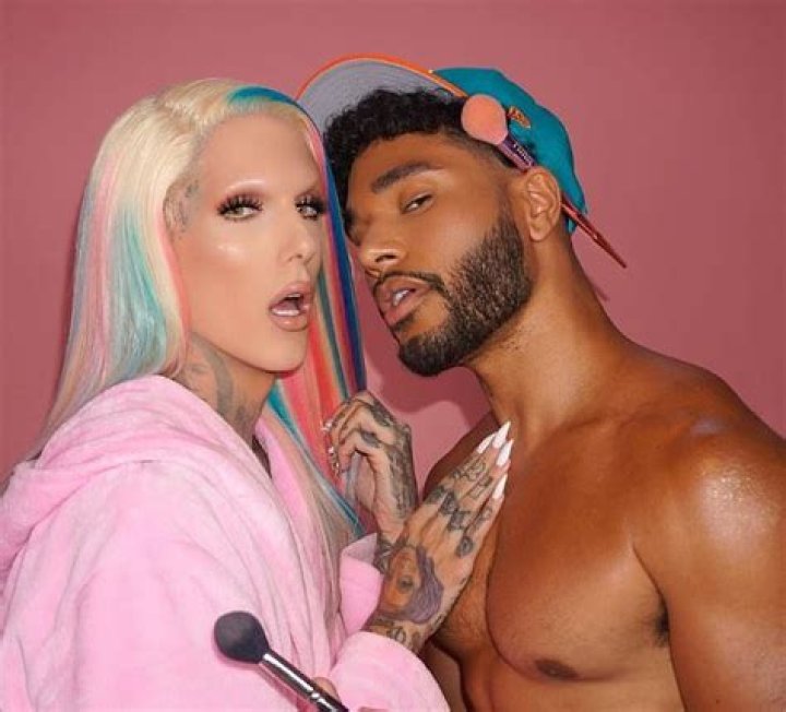 Nathan Schwandt Has Separated With Jeffree Star – His New Girlfriend Has Labelled Him ‘the Best Boyfriend Ever’!