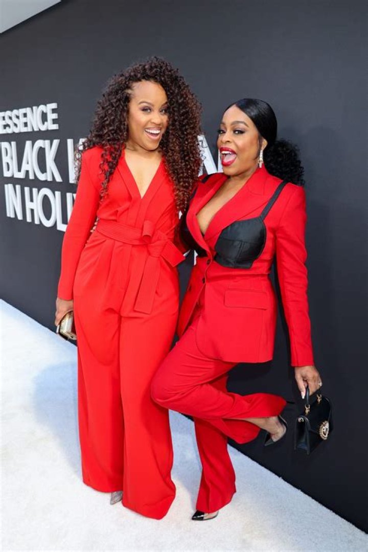 Niecy Nash Sister Kellee Stewart and Family Life