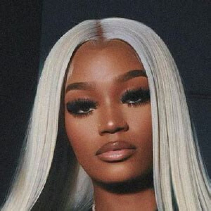 Nina Simone (Instagram Star) - Age, Family, Bio