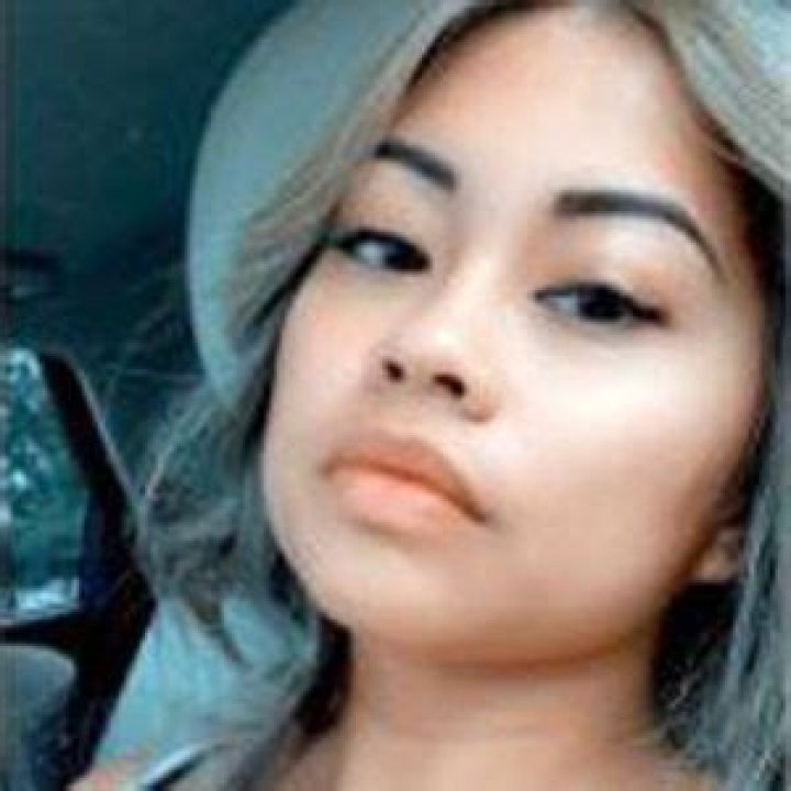 Nini Hebron - Age, Family, Bio