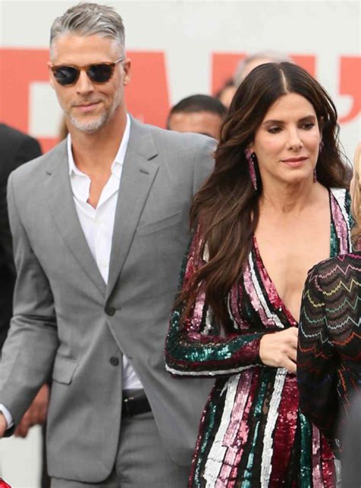 OK!: Sandra Bullock and Bryan Randall are planning to marry soon