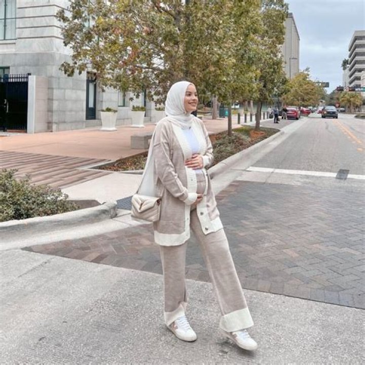 Omaya Zein - Age, Family, Bio