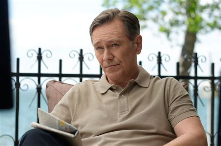 Peter Outerbridge Height, Weight, Net Worth, Age, Birthday, Wikipedia, Who, Instagram, Biography