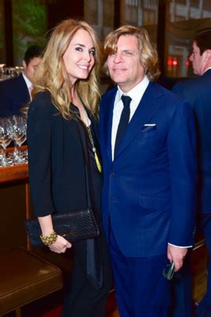 
Richard Kirshenbaum is Married to Wife: Dana Kirshenbaum. 