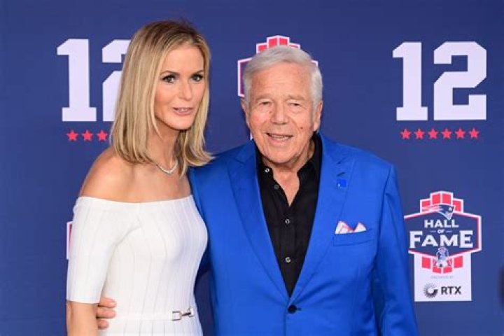 Robert Kraft - Age, Family, Bio