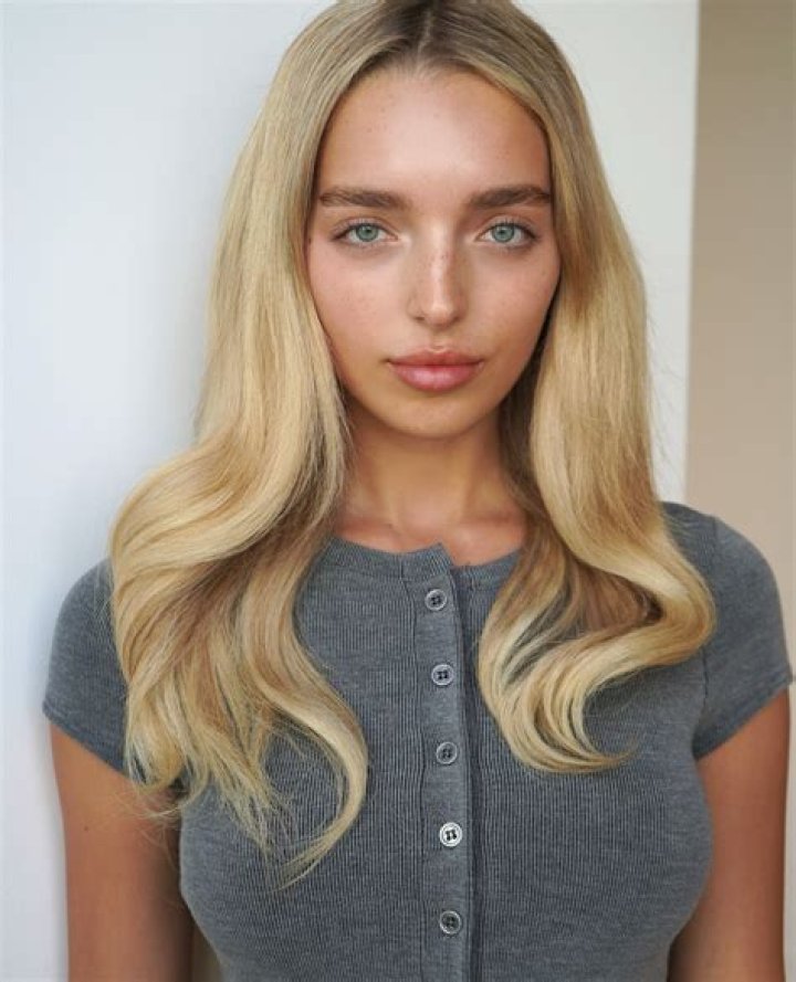 Shelby Young Bio (Wiki) 