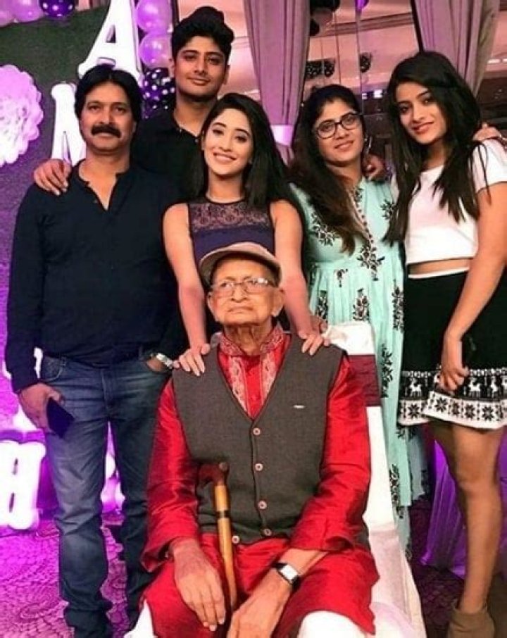 Shivangi Joshi Wiki, Age, Boyfriend, Husband, Family, Biography & More