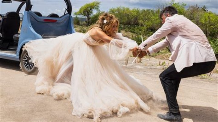 Stacy Keibler’s Mexican elopement was really a shotgun wedding: she’s pregnant!
