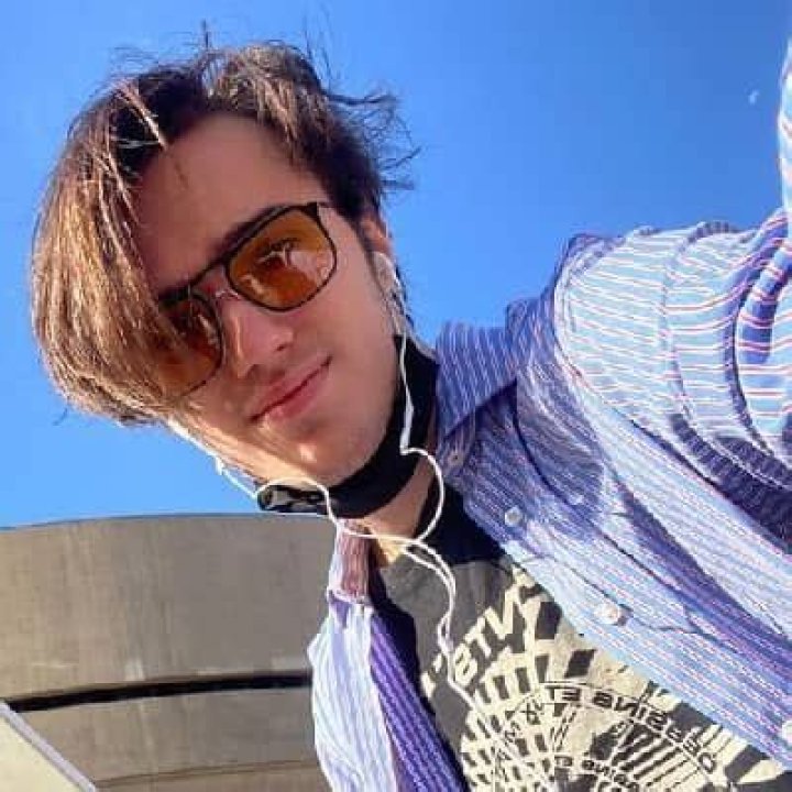 Stellan Bettany Height, Weight, Net Worth, Age, Birthday, Wikipedia, Who, Nationality, Biography