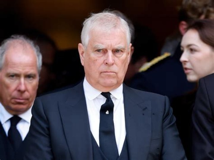 The NYT: The Prince Andrew debacle has diminished the Queen’s power