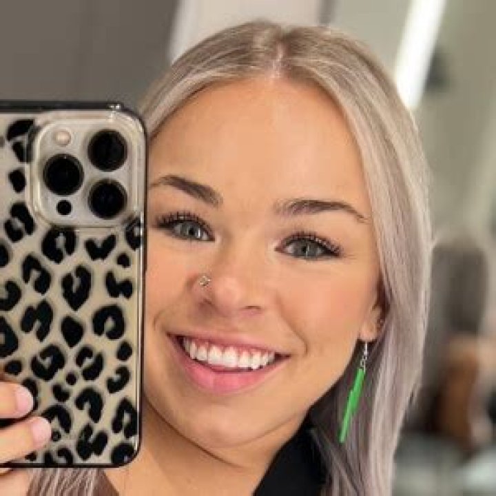 tiktok.tabbi - Age, Family, Bio