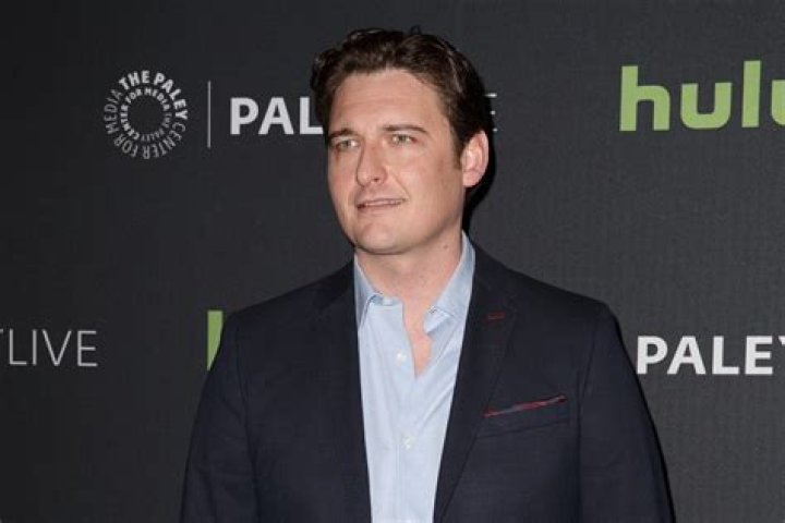 Toby Leonard Moore Height, Weight, Net Worth, Age, Birthday, Wikipedia, Who, Nationality, Biography