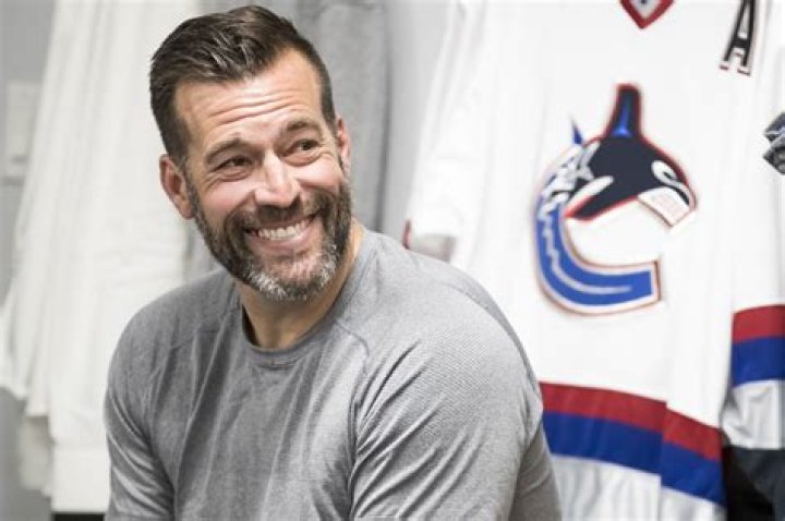 Todd Bertuzzi - Age, Family, Bio