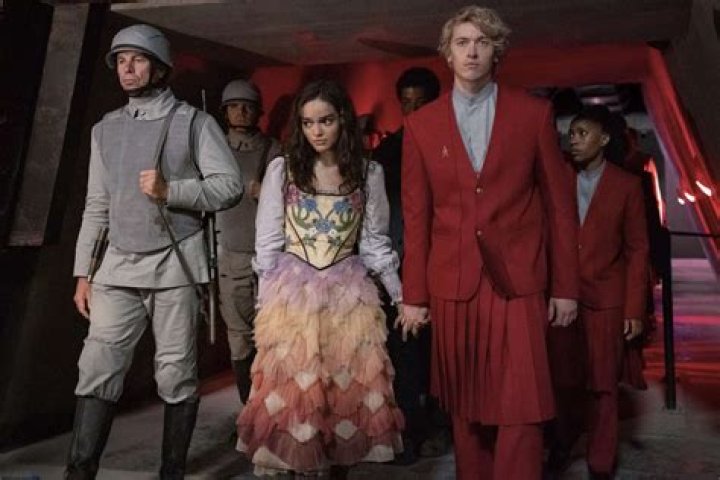 Tom Hiddleston talks Coriolanus: ‘I have to look as if I could lead an army’