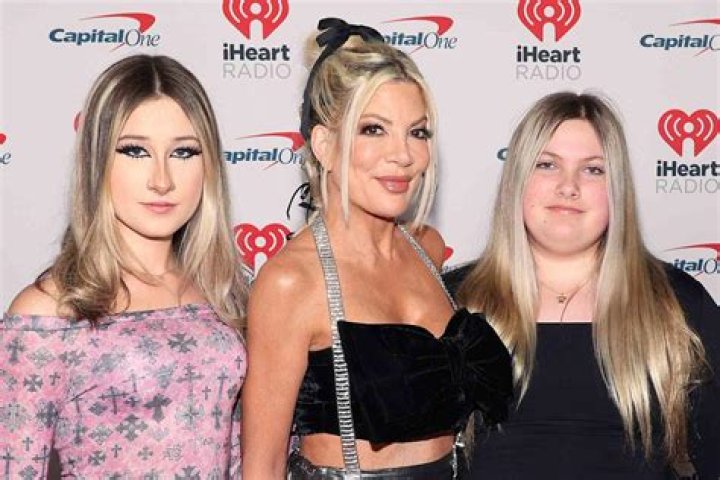 Tori Spelling says she didn’t sleep in the same bed as Dean McDermott for three years
