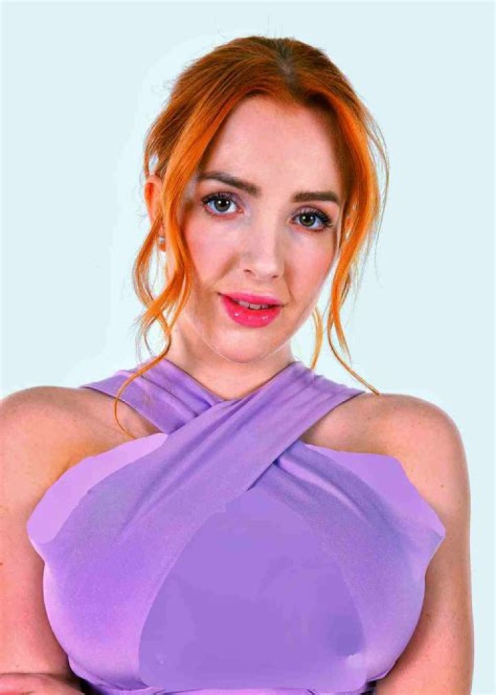 Tracy Jones - Age, Family, Bio