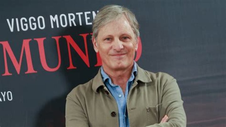 Viggo Mortensen looks hot during a Madrid photocall: would you hit it?