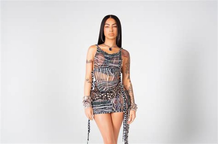 
Watch: Yailin la Mas Viral Video on Twitter, Reddit 