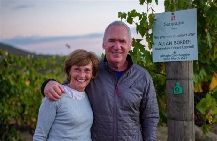 
Who are Allan Borders Parents? Allan Border Biography, Parents Name, Nationality and More 