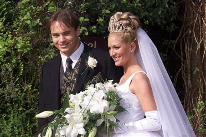 
Who are Mark Bosnichs Parents? Mark Bosnich Biography, Parents Name, Nationality and More 