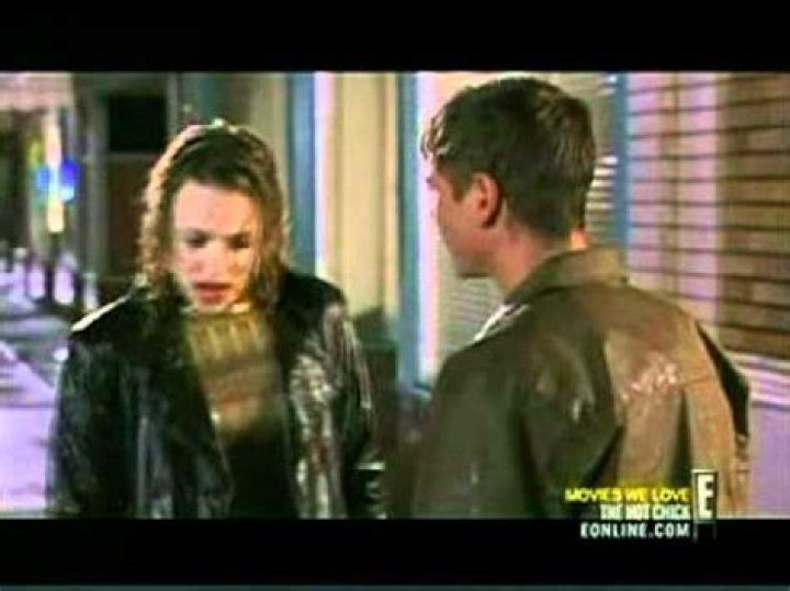 Who plays Billy in the hot chick?