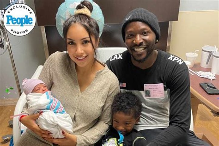 Yuri Lamasbella - Age, Family, Bio